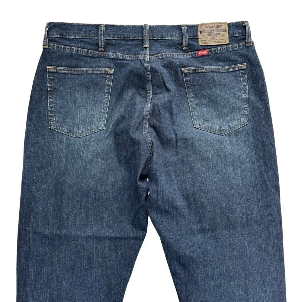 Wrangler Men's and Big Relaxed Fit Jeans - Dark Wash Indigo Size 40 x 30